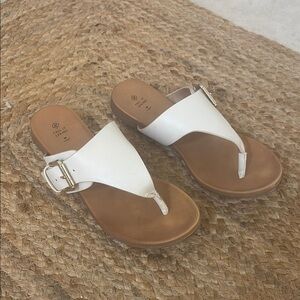 White Vegan Thong Sandals with Buckle